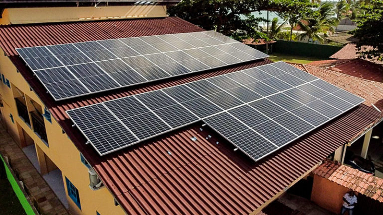 Usina em Ipojuca - Potência 15kwp - Iinversores Weg